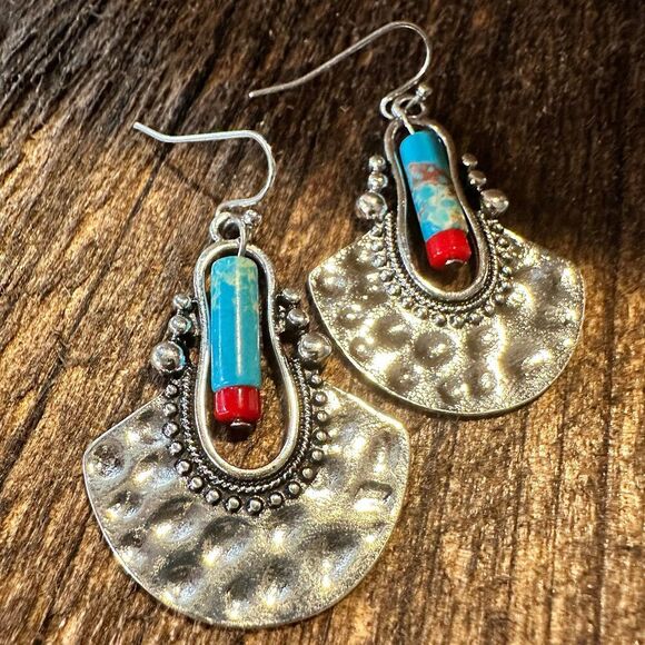 Boho Hippie Western Cowgirl Pounded Turquoise Stone Silver‎ Drop Wire Earrings, - Picture 8 of 8